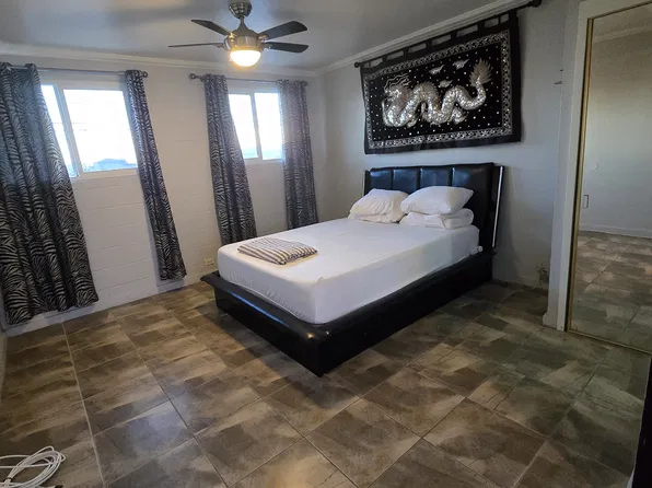 1704 Kanakanui St APT B, Honolulu, HI 96819