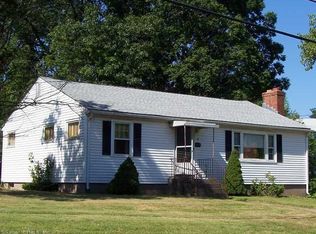 49 Walnut St, East Hartford, CT 06108
