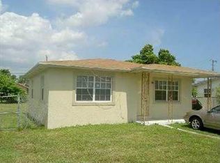 4409 SW 26th St, West Park, FL 33023