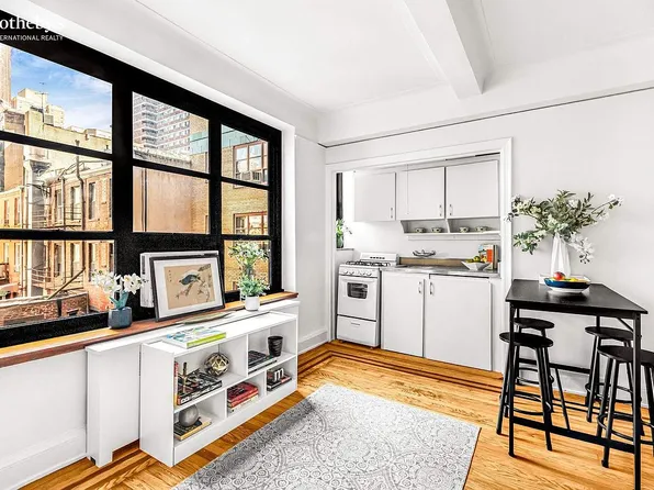 235 E 22nd St APT 4N, New York, NY 10010