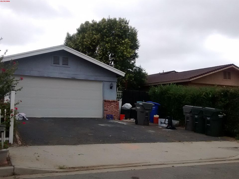 2nd image of 850 Avenida Taxco