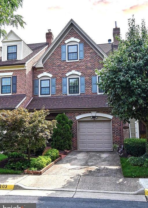 1st image of 6303 Chaucer View Cir