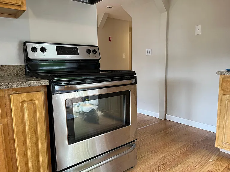51 Intervale Ave #2 — Photo 13