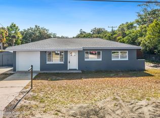 825 N Carpenter Rd, Titusville, FL 32796