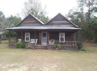 831 Lewis Loop, Jesup, GA 31545
