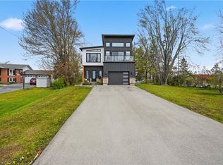 4642 Anderson Ave, Ramara, ON L3V0S1