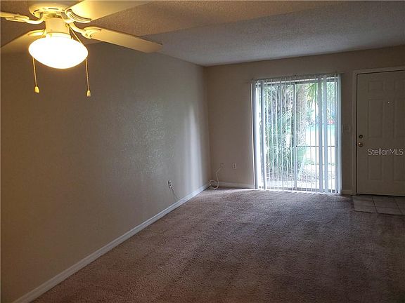 2nd image of 8027 Palmera Pointe Cir #8027