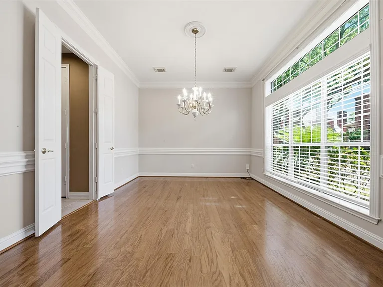 17 Ambleside Crescent Dr — Photo 16