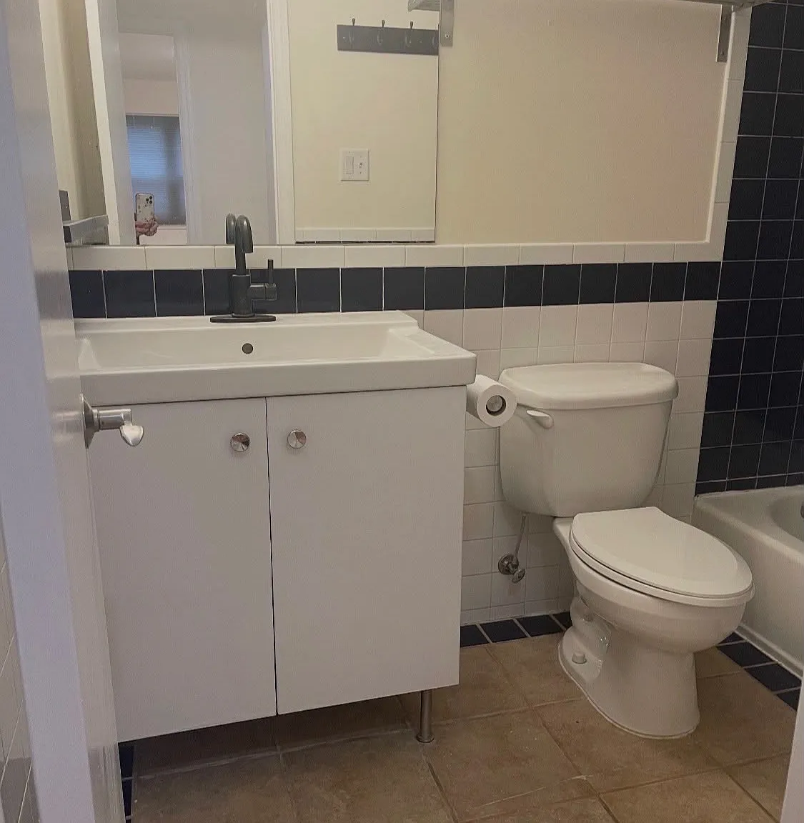 2 bed, 950 sqft, $2,350 — Photo 2