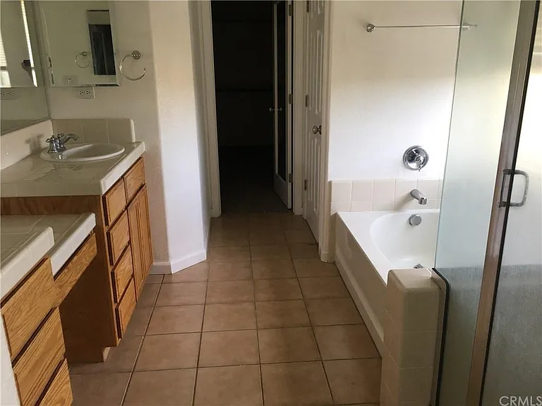 611 Coppola Ct — Photo 10
