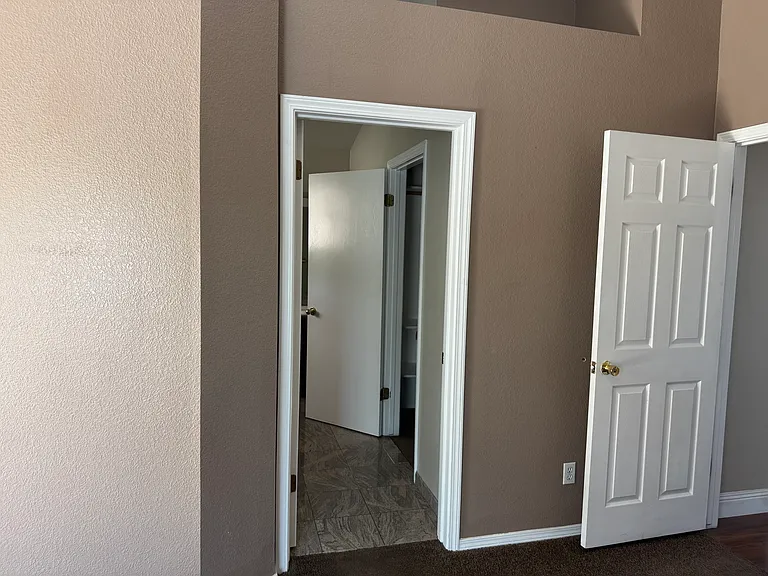 1111 Fremont Ave — Photo 12