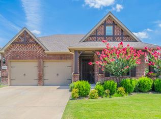1621 Ranch Trail Rd, Aubrey, TX 76227