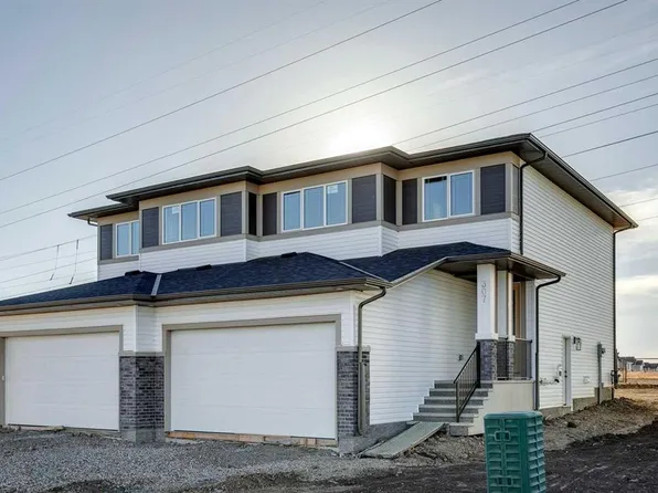 307 N Dawson Dock Way, Chestermere, AB T1X 2X2