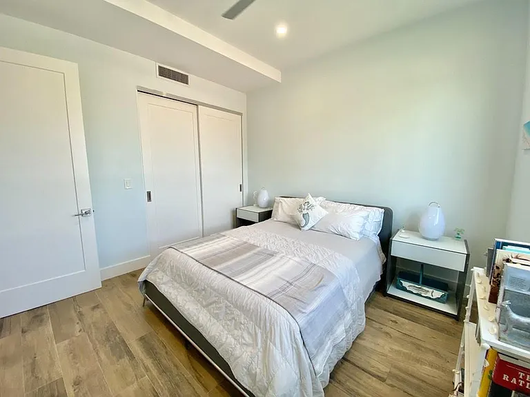 348 Balboa St — Photo 37