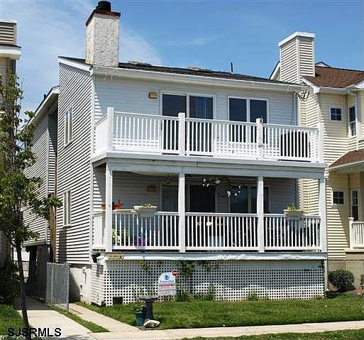 1st image of 416 Asbury Ave Floor 1