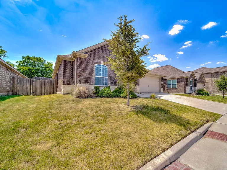 4517 Shy Creek Ln — Photo 32