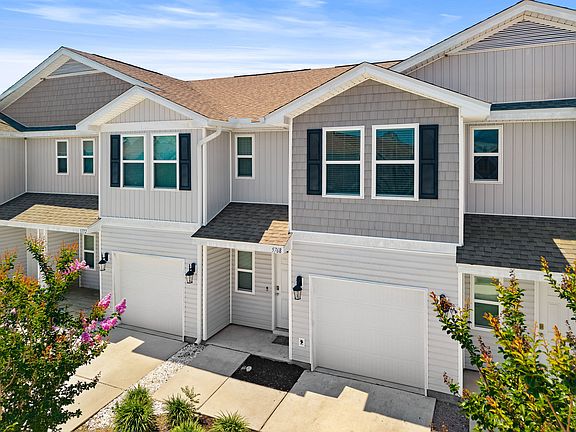 2nd image of 5768 Callaway Cir #1