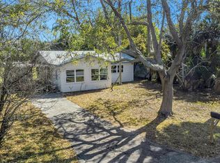 1820 Sutherland Dr W, Palm Harbor, FL 34683