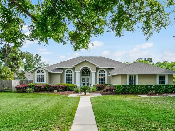 245 Meadow Bay Ct, Lake Mary, FL 32746