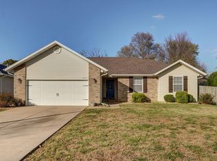 3875 W Glenwood St, Springfield, MO 65807