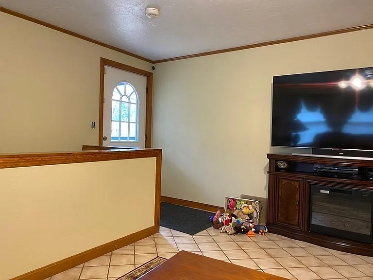 12 Park Ln — Photo 8