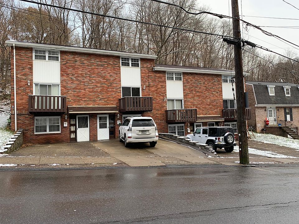 Second unit from left #28