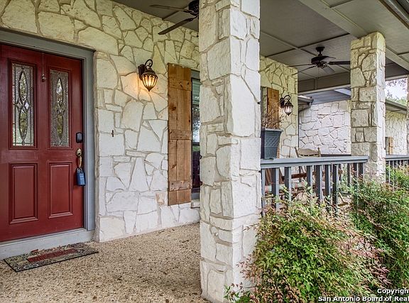 2nd image of 27018 Boerne Frst