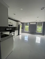 Rented by Ariel Property Advisors