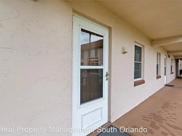 333 Lake Howard Dr NW, Winter Haven, FL 33880