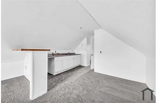 3583 W 105th St Photo 1