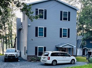 311 Owassa Dr, Pocono Lake, PA