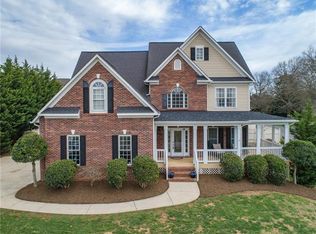 3814 1st Street Dr NW, Hickory, NC 28601