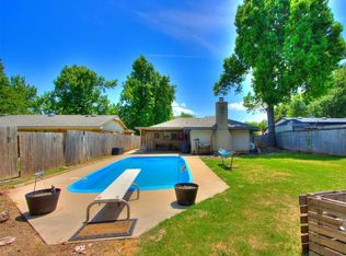 7213 NW 7th St, Oklahoma City, OK 73127