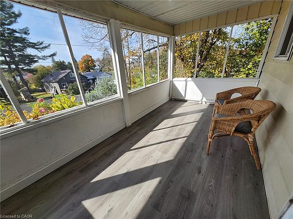 4th image of 142 Wilson Lake Cres