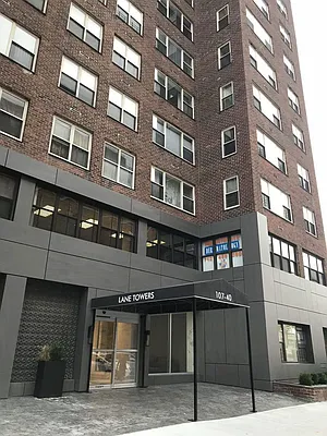 Sold by Winzone Realty Inc | media 23