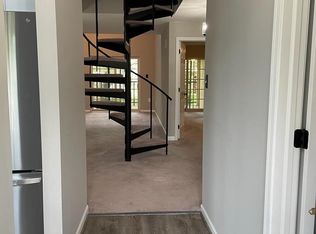 218 Valley Stream Ln, Wayne, PA 19087