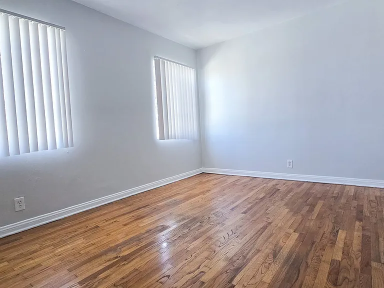 478 Landfair Ave — Photo 44