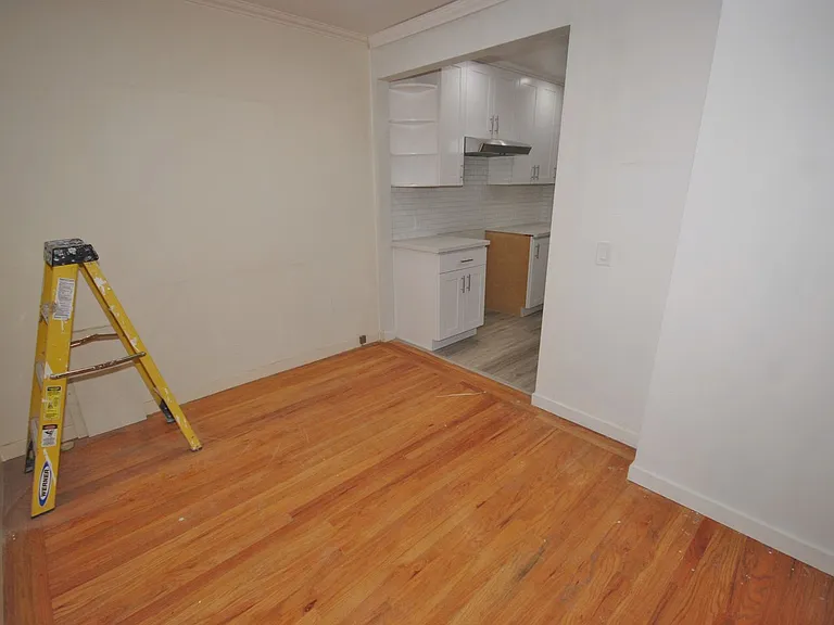 727 Menlo Ave. — Photo 5