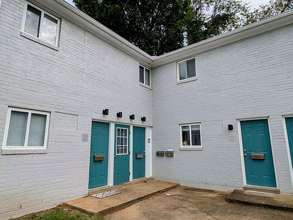 3rd image of 1807 Bath St