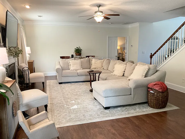 9461 Forest Crown Dr — Photo 14
