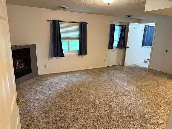 3rd image of 9616 Utica Rd #1
