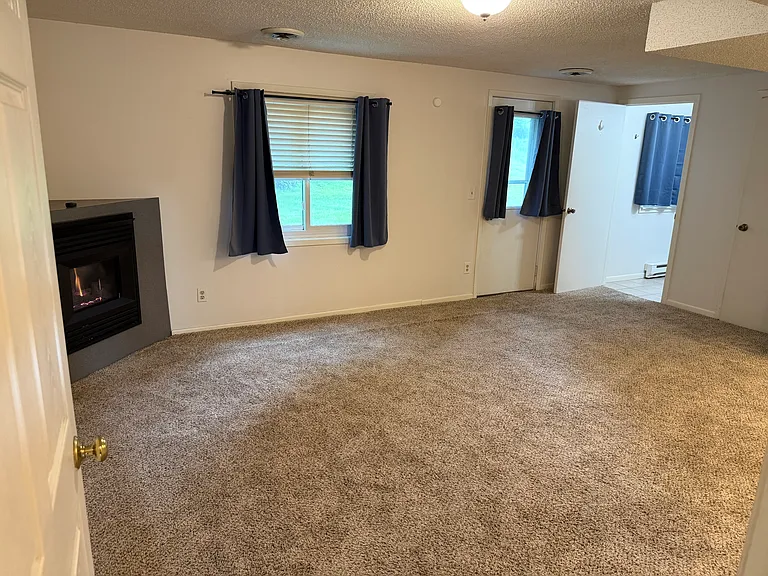 9618 Utica Rd — Photo 3