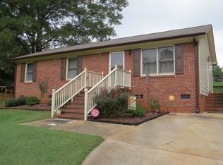 1241 Church St, Eden, NC 27288