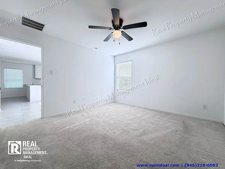 1717 Round House Ln — Photo 13