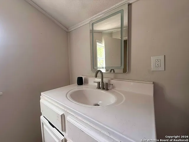 109 Bonham St #C — Photo 7