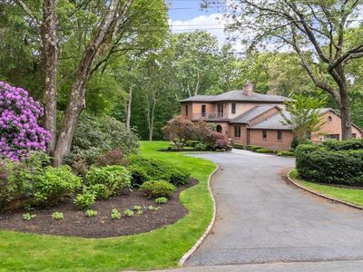 1039 Friendly Road, Upper Brookville, NY, 11771