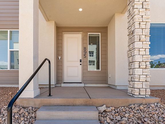 3rd image of 895 W Boxthorn Dr