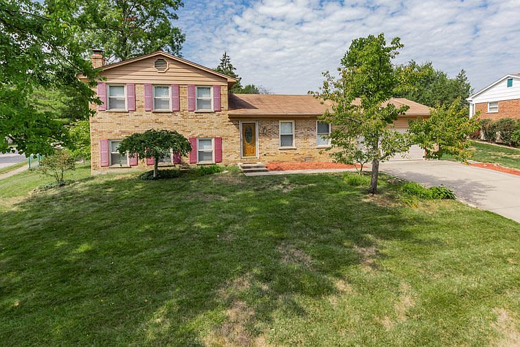 1st image of 837 Niewahner Dr
