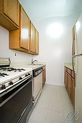 Sold by Bellmarc Realty | media 1