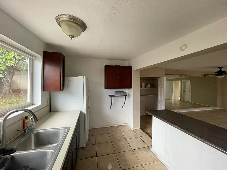 2135 Ihumai Pl — Photo 3